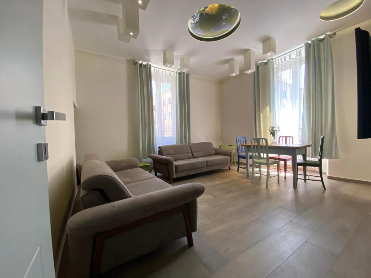 Mondo Vacanze Appartamento Savona Esterno foto